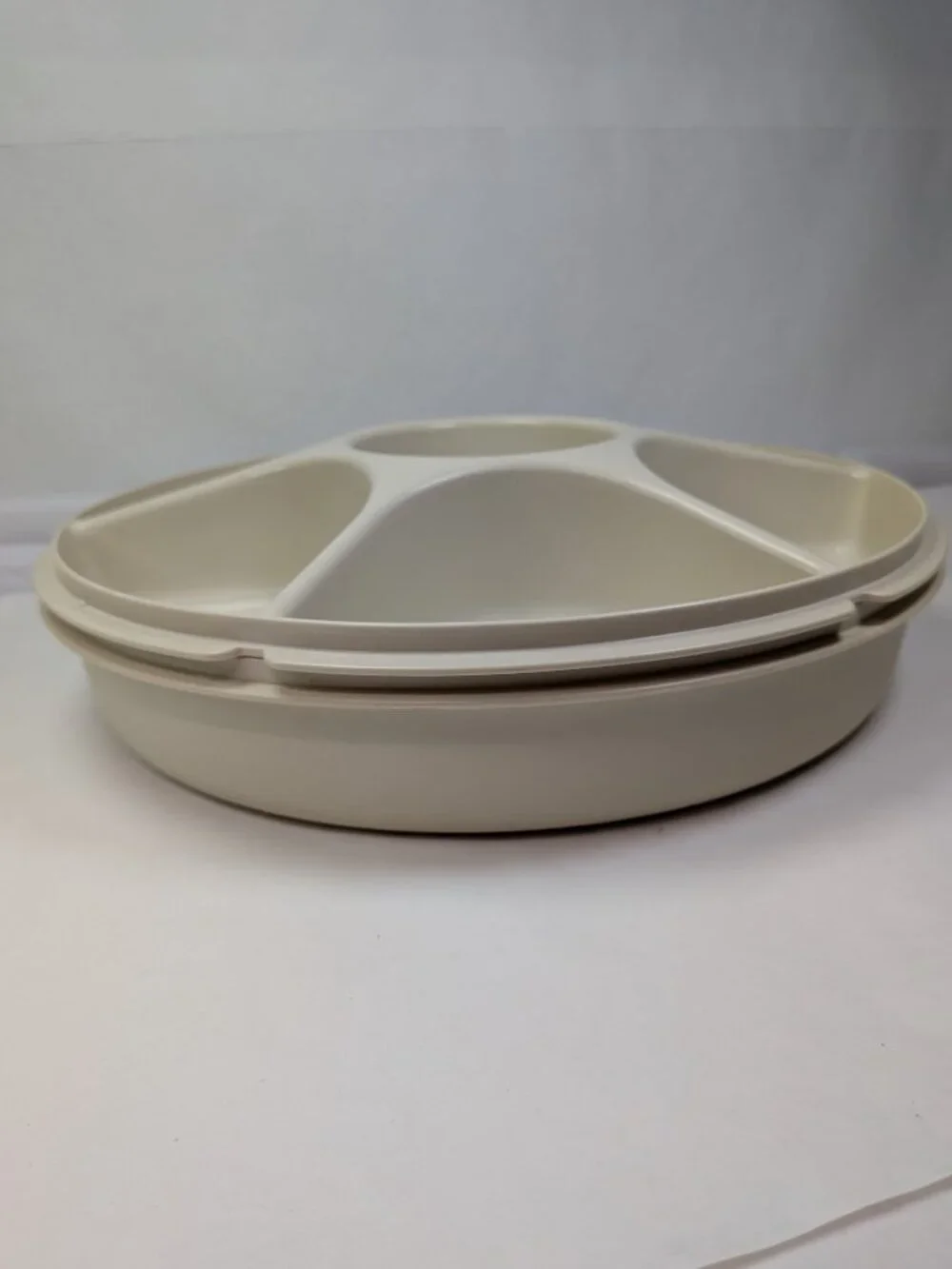 Vintage Tupperware Cream Divided Party Tray Container 1665 Craft Organizer Lid